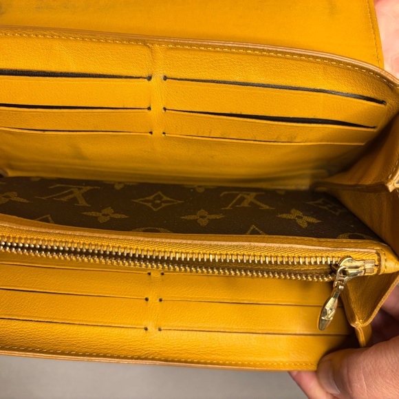 Louis Vuitton Brown and Gold Monogram Wallet - Picture 10 of 16